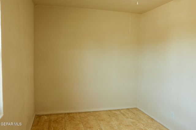 5028 Vulcan Avenue, El Paso, TX 79904