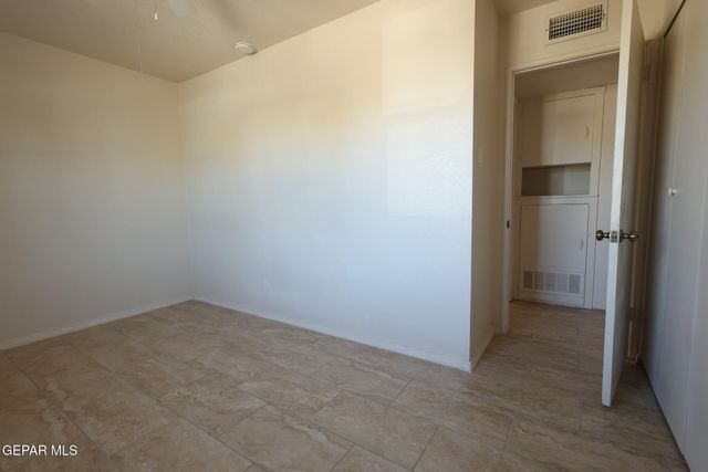 5028 Vulcan Avenue, El Paso, TX 79904