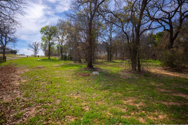3856 Legend Trail, Granbury, TX 76049