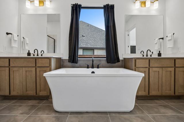 1717 Tolleson Drive, Fort Worth, TX 76008