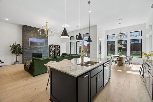 1717 Tolleson Drive, Fort Worth, TX 76008