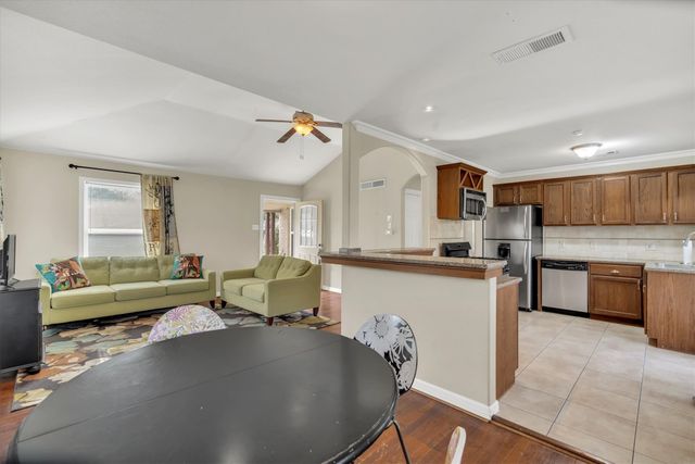 10203 Northlake Drive, Dallas, TX 75218