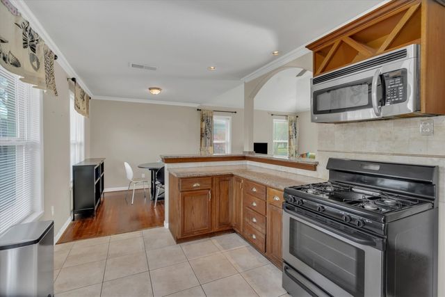 10203 Northlake Drive, Dallas, TX 75218