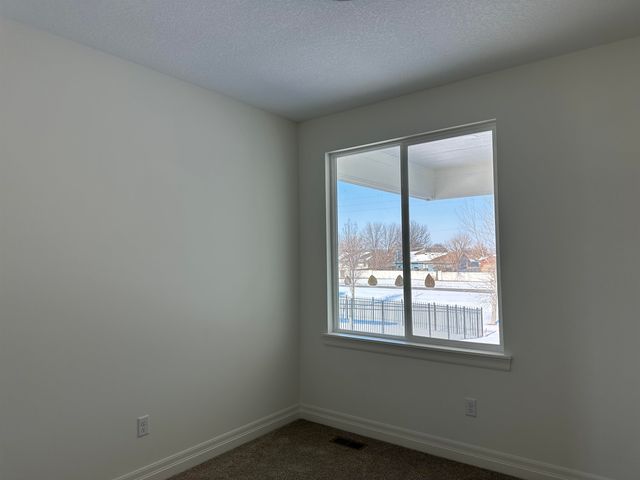 9658 W Cedar Lane, Maize, KS 67101