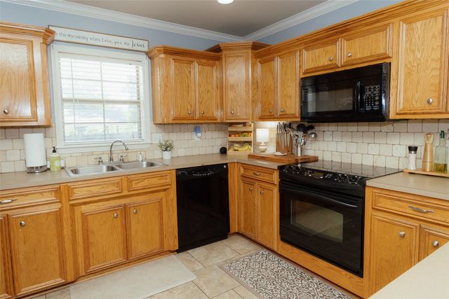9106 Summer Tree Circle 1, Greenwood, LA 71033