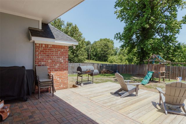 9106 Summer Tree Circle 1, Greenwood, LA 71033