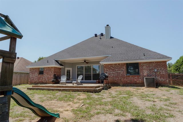 9106 Summer Tree Circle 1, Greenwood, LA 71033