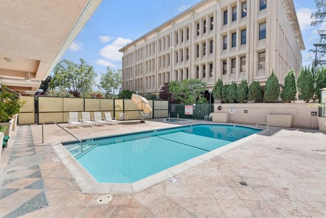 200 Sheridan Ave 308, Palo Alto, CA 94306