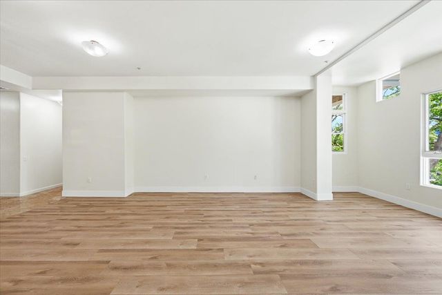 200 Sheridan Ave 308, Palo Alto, CA 94306