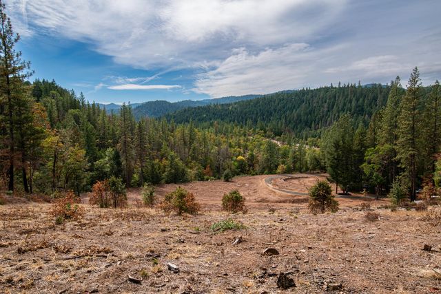 3860 Highway 227, Trail, OR 97541