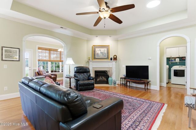 406 Longmeadow Drive, Wilmington, NC 28412