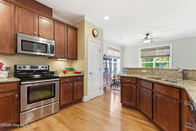 406 Longmeadow Drive, Wilmington, NC 28412