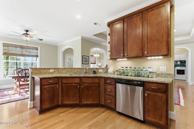 406 Longmeadow Drive, Wilmington, NC 28412