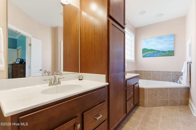406 Longmeadow Drive, Wilmington, NC 28412