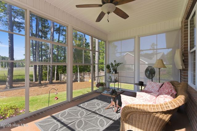 406 Longmeadow Drive, Wilmington, NC 28412