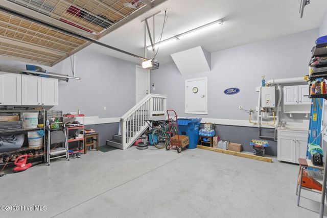 406 Longmeadow Drive, Wilmington, NC 28412