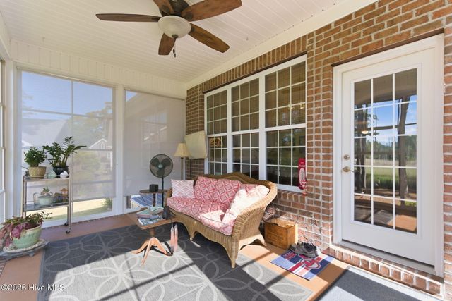 406 Longmeadow Drive, Wilmington, NC 28412
