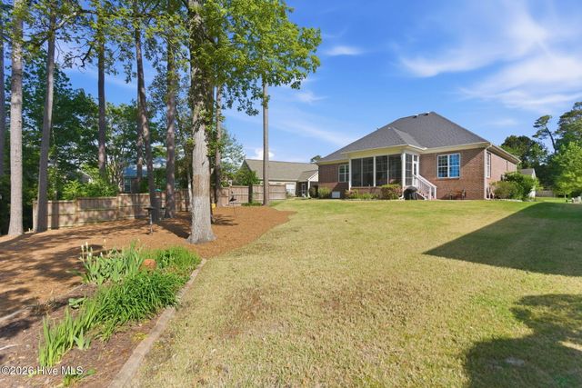 406 Longmeadow Drive, Wilmington, NC 28412