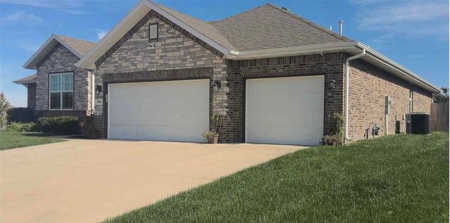 6066 S Crescent Road, Battlefield, MO 65619