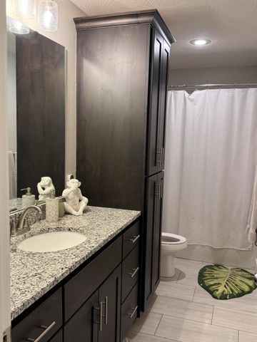 6066 S Crescent Road, Battlefield, MO 65619