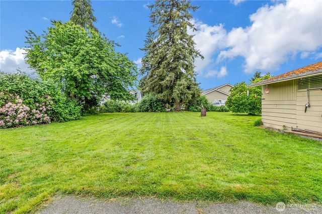 1410 7th Avenue SW, Puyallup, WA 98371