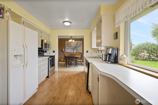 1410 7th Avenue SW, Puyallup, WA 98371