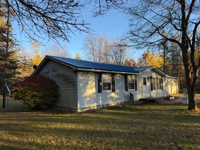 3346 180th Avenue, Hersey, MI 49639