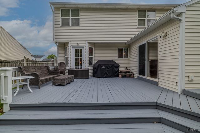 8226 Cicero Mills Road, Cicero, NY 13039