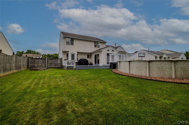 8226 Cicero Mills Road, Cicero, NY 13039