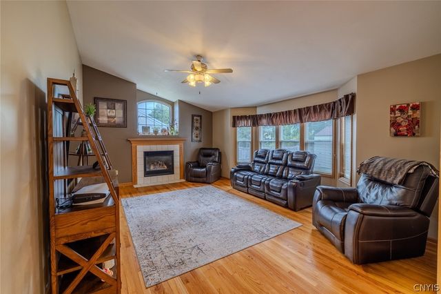 8226 Cicero Mills Road, Cicero, NY 13039
