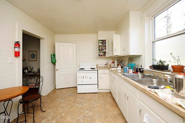 822 Clarendon Street, Durham, NC 27705