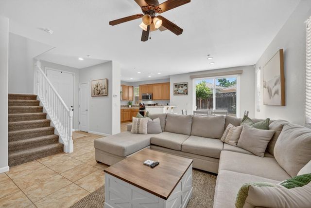 980 Latitude Ln, Lincoln, CA 95648