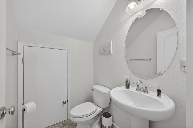 980 Latitude Ln, Lincoln, CA 95648