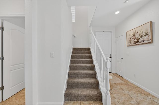 980 Latitude Ln, Lincoln, CA 95648