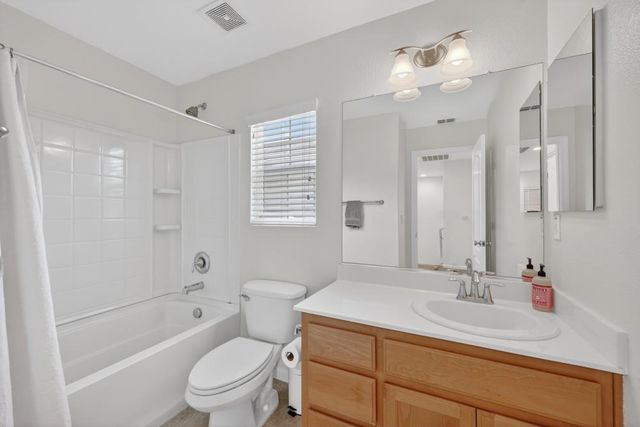 980 Latitude Ln, Lincoln, CA 95648