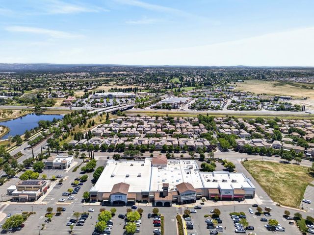 980 Latitude Ln, Lincoln, CA 95648