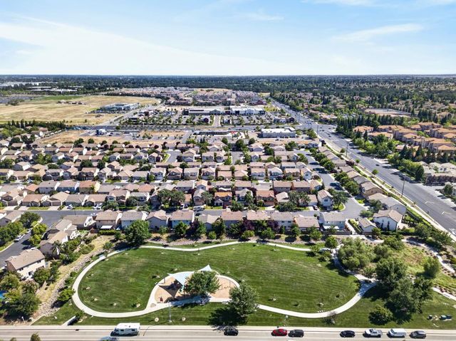 980 Latitude Ln, Lincoln, CA 95648