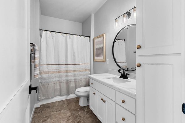 549 PEBBLESTONE CIRCLE, Hobart, WI 54155