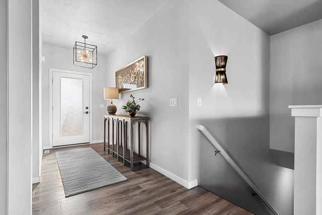 549 PEBBLESTONE CIRCLE, Hobart, WI 54155