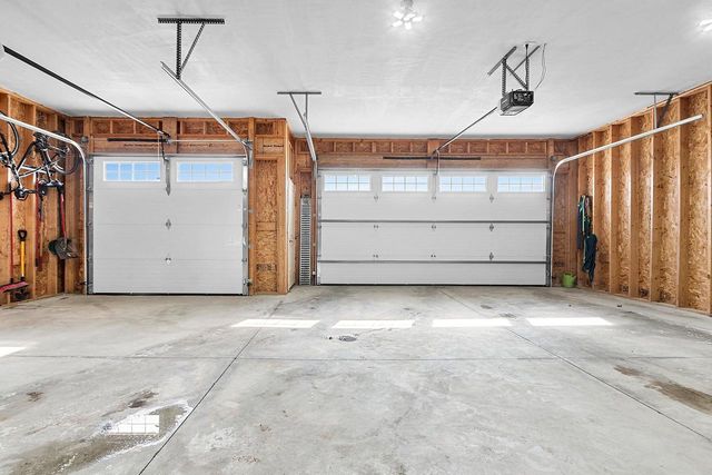 549 PEBBLESTONE CIRCLE, Hobart, WI 54155