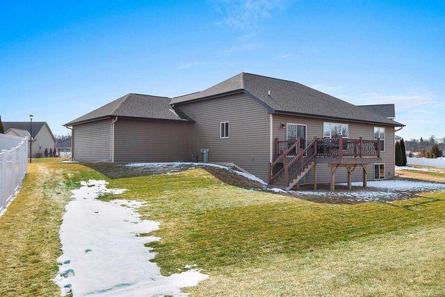 549 PEBBLESTONE CIRCLE, Hobart, WI 54155