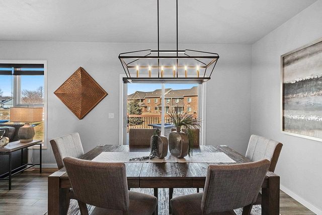 549 PEBBLESTONE CIRCLE, Hobart, WI 54155