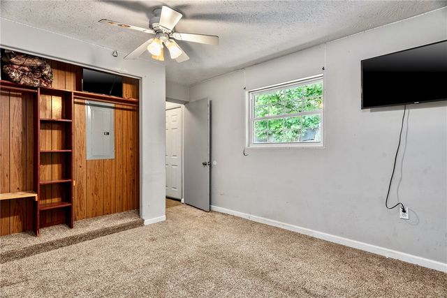 101 NC 3421, Marble Falls, AR 72648