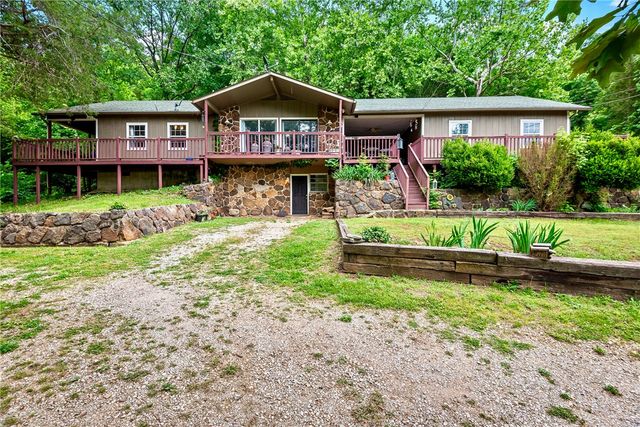 101 NC 3421, Marble Falls, AR 72648