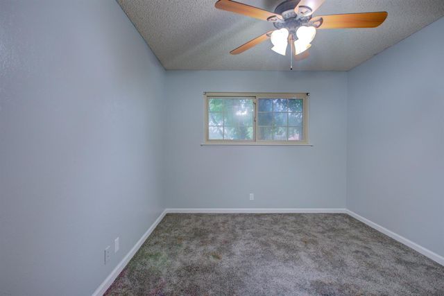 2988 Briarwood Ct, Merced, CA 95348