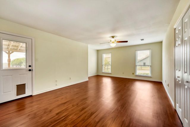 2601 Windy Ridge RD, Taylor, TX 76574