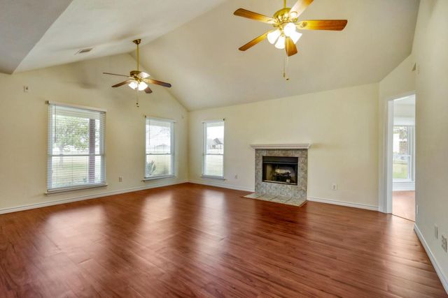 2601 Windy Ridge RD, Taylor, TX 76574