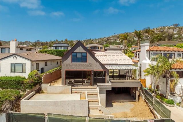 1902 Ocean Way, Laguna Beach, CA 92651