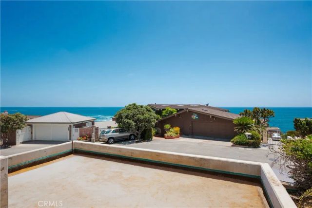 1902 Ocean Way, Laguna Beach, CA 92651