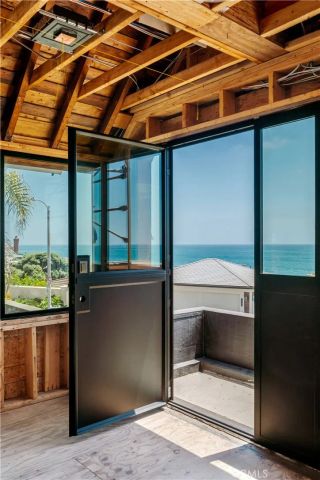 1902 Ocean Way, Laguna Beach, CA 92651